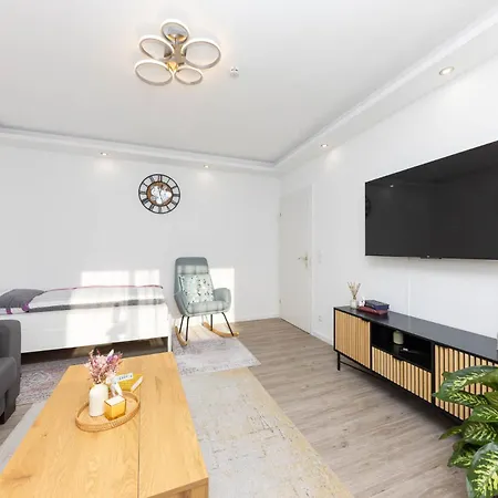 Sarah Fuer 6 Gaeste Apartment