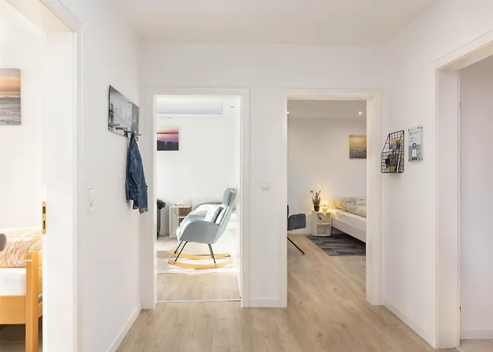 Sarah Fuer 6 Gaeste * Andernach